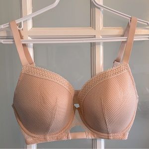 Molded cup supportive lace bra